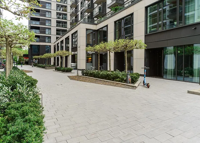 Beautiful With Parking In Mennica * Warsaw