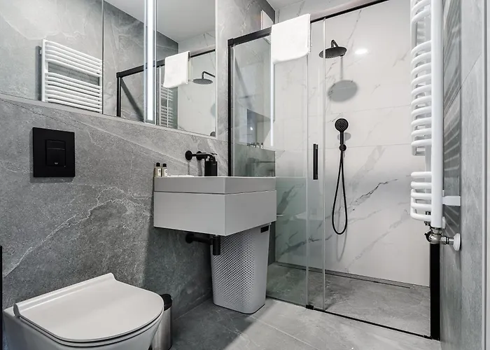 Beautiful With Parking In Mennica * Warsaw