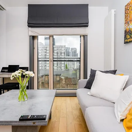 Apartmán Beautiful With Parking In Mennica *